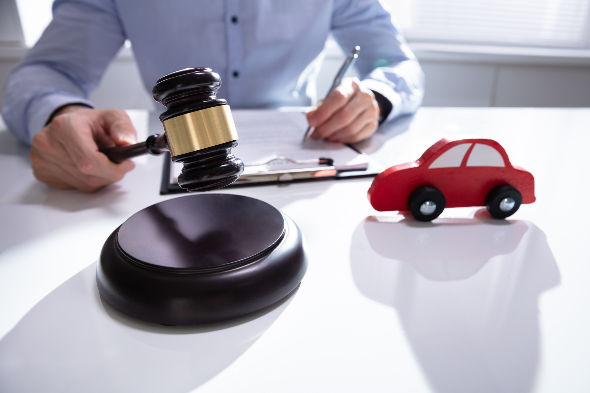 What Type of Evidence Should I Gather to Strengthen My New Car Lemon Law Case?